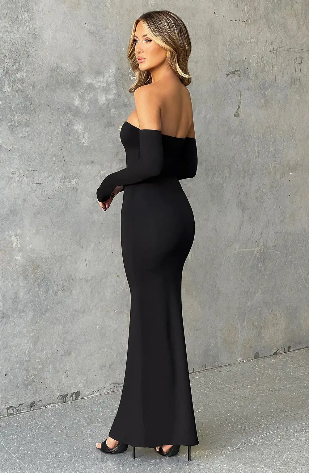 Daphne Maxi Dress - Jet Black