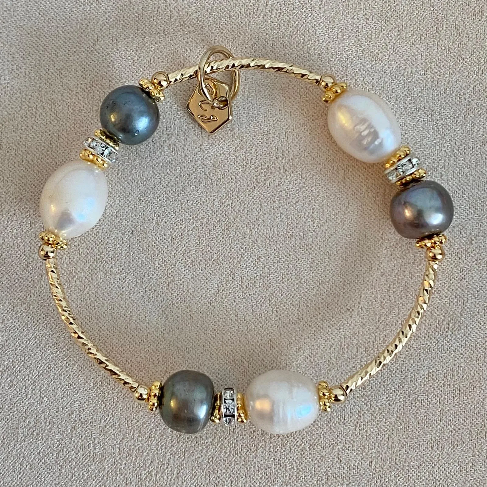 Grey White Pearls La Grace Bracelet