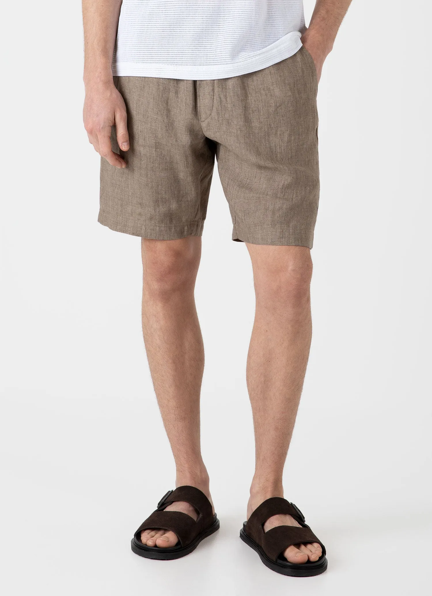 Men's Linen Drawstring Short in Dark Sand