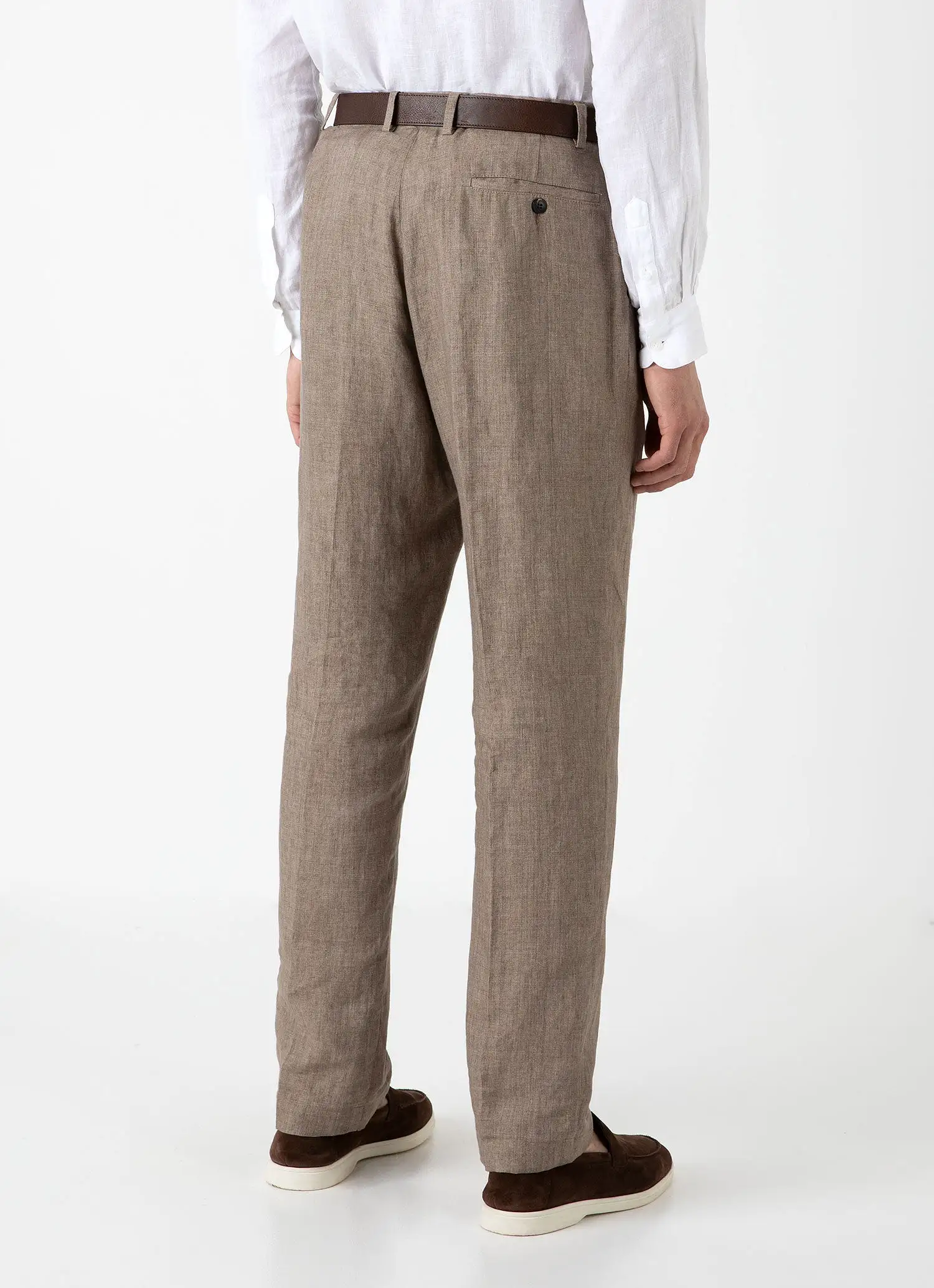 Men's Pleated Linen Trouser in Dark Sand