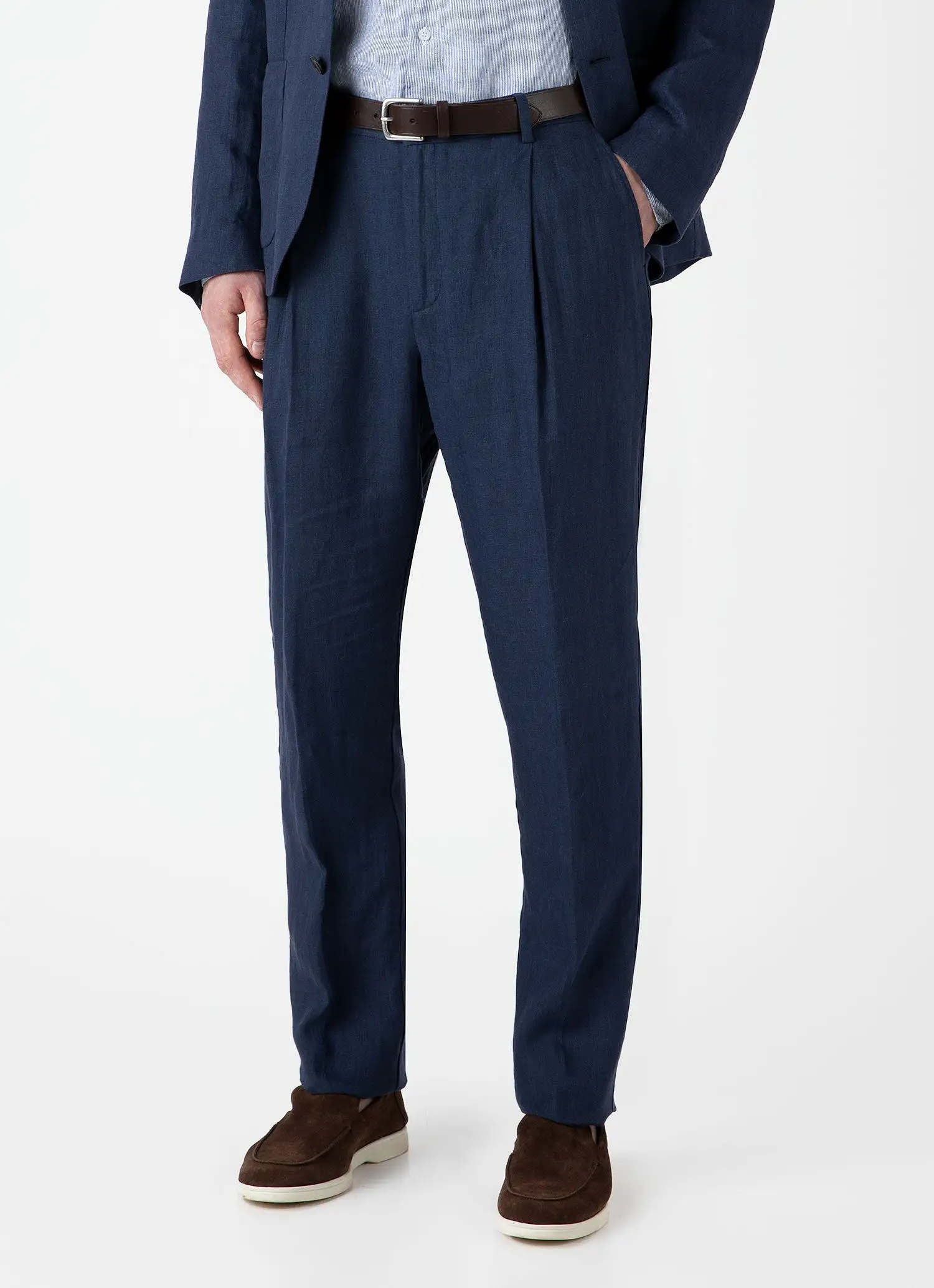 Men's Pleated Linen Trouser in Light Navy