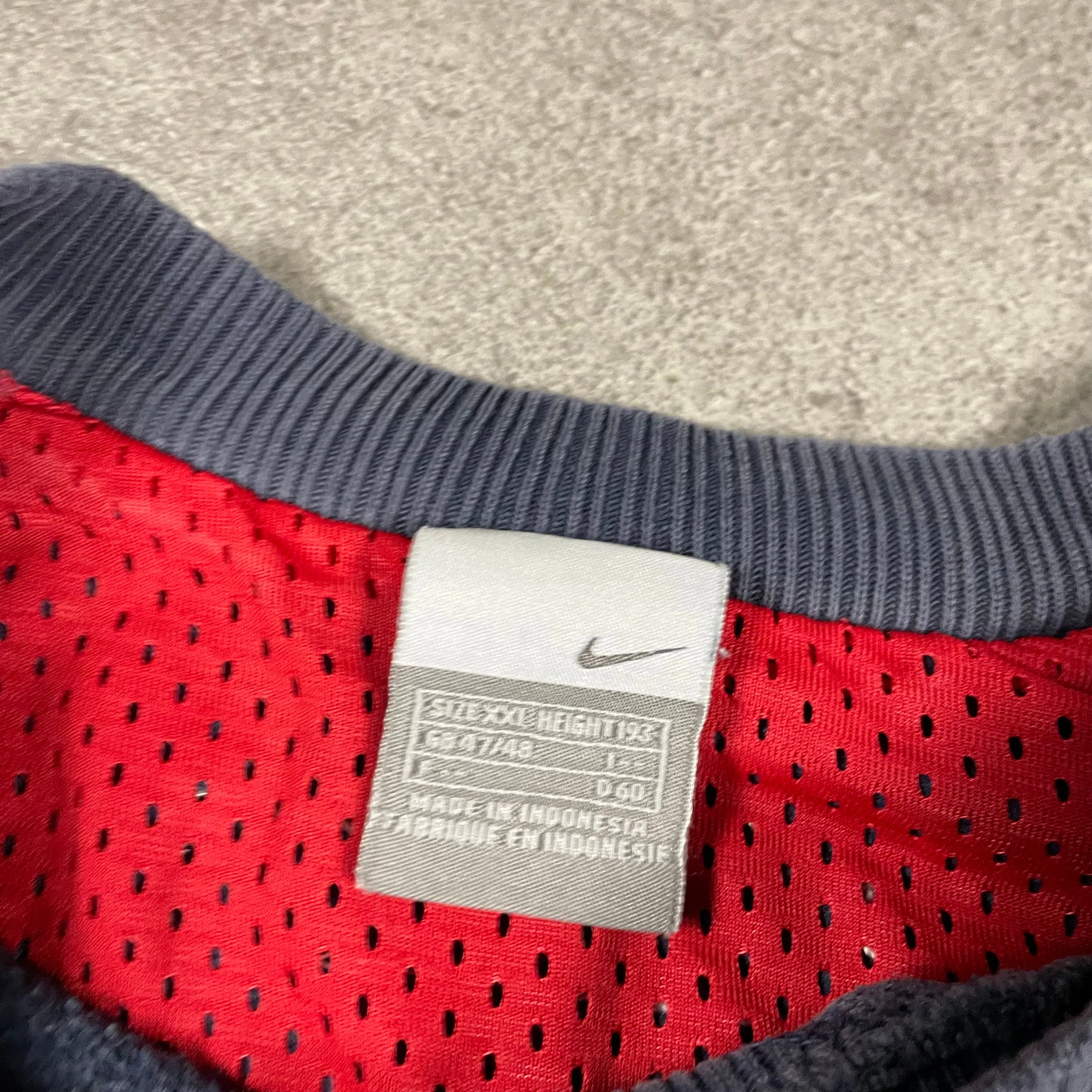 Nike Vintage Sweater (XXL)