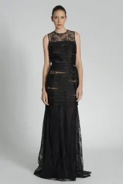 Sleeveless Lace Shutter Gown