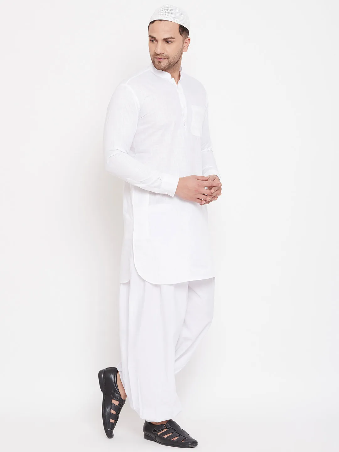 VM BY VASTRAMAY Men's White Cotton Linen Blend Pathani Kurta Set With Prayer Cap